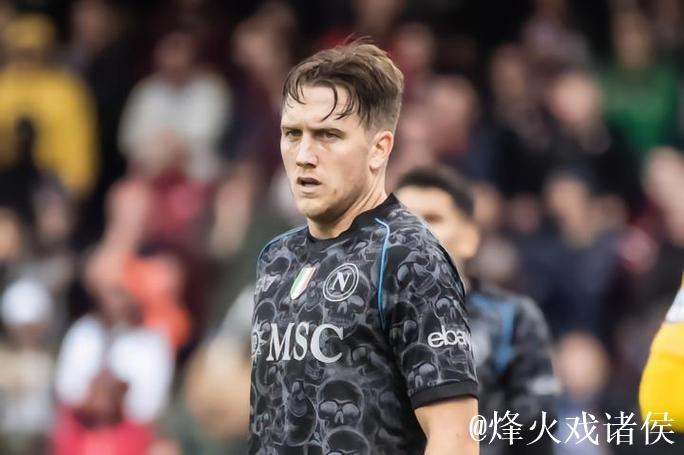 泽林斯基:输利物浦后重新赢球很重要;能持续出场让我很开心 泽林斯基:输利物浦后重新赢球很重要;能持续出场让我很开心