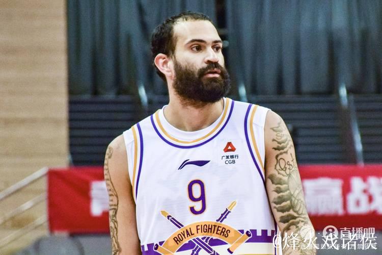 前新疆外援特莱斯有望加盟北控 上季场均11分 前新疆外援特莱斯有望加盟北控 上季场均11分